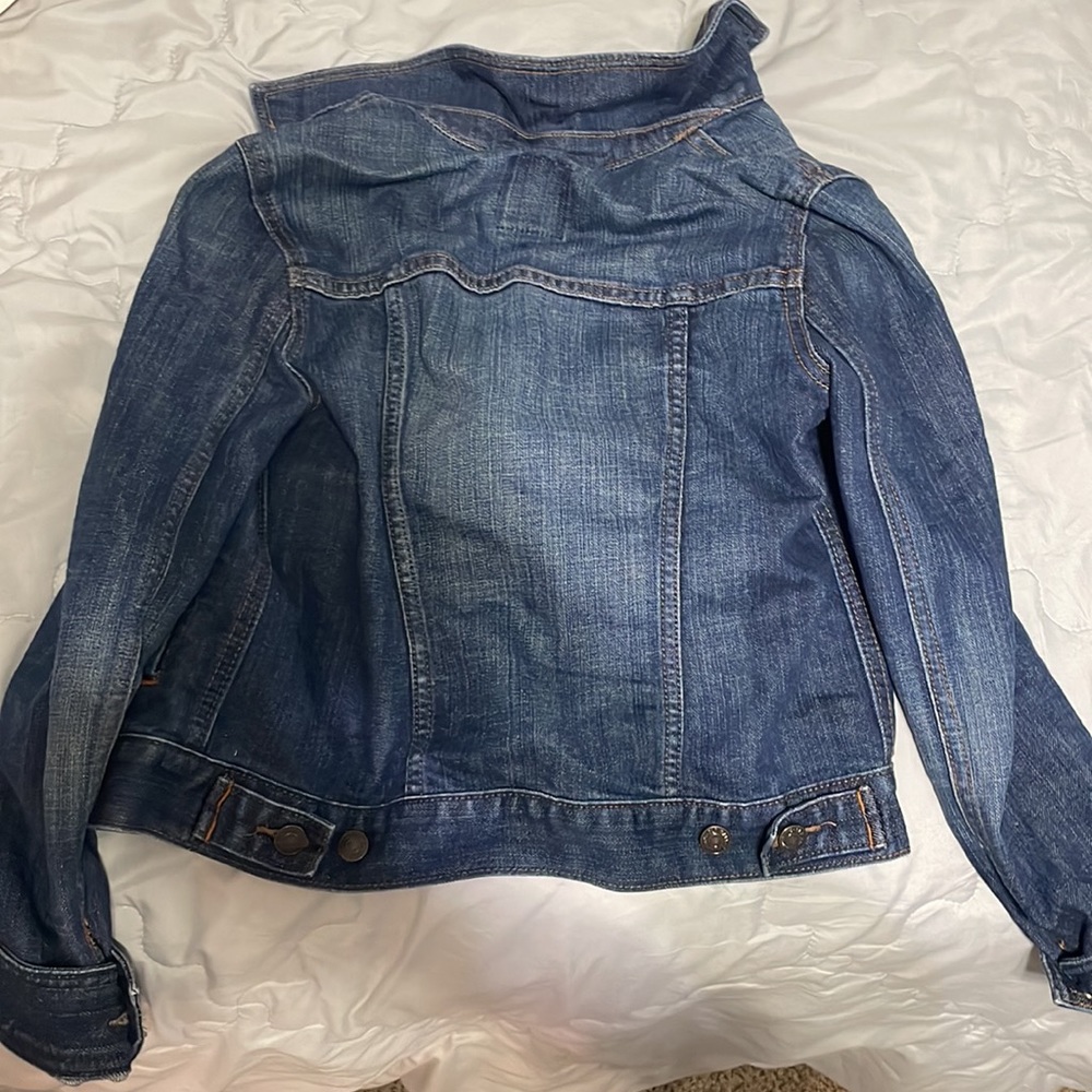 Jean jacket! - Picture 3 of 3